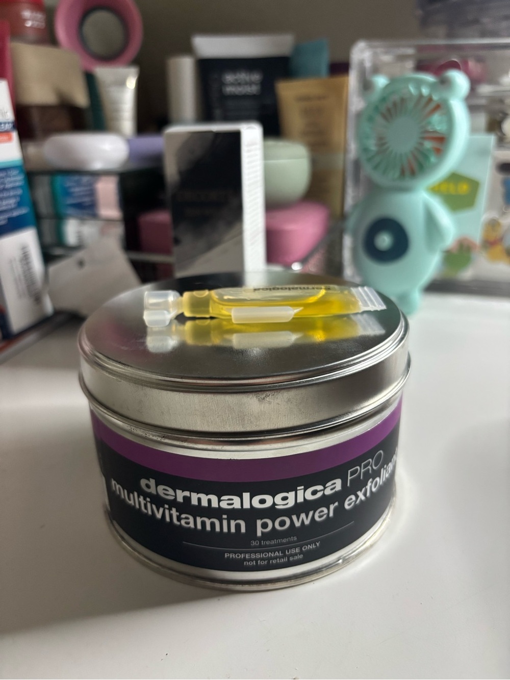 dermalogica Pro Multivitamin Exfoliant Tin with Yellow Ampoule
